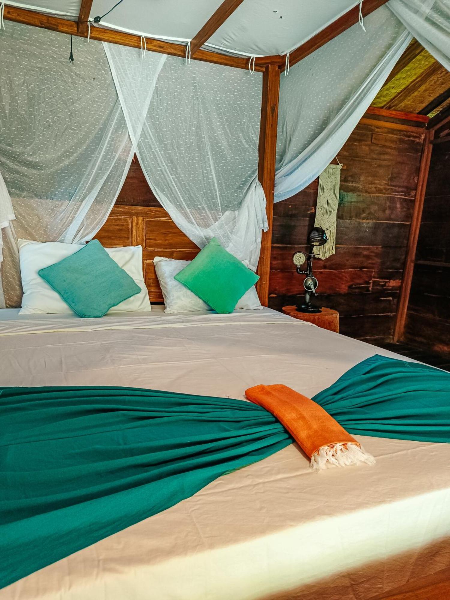 Alaya Ecolodge Pemuteran Exteriér fotografie