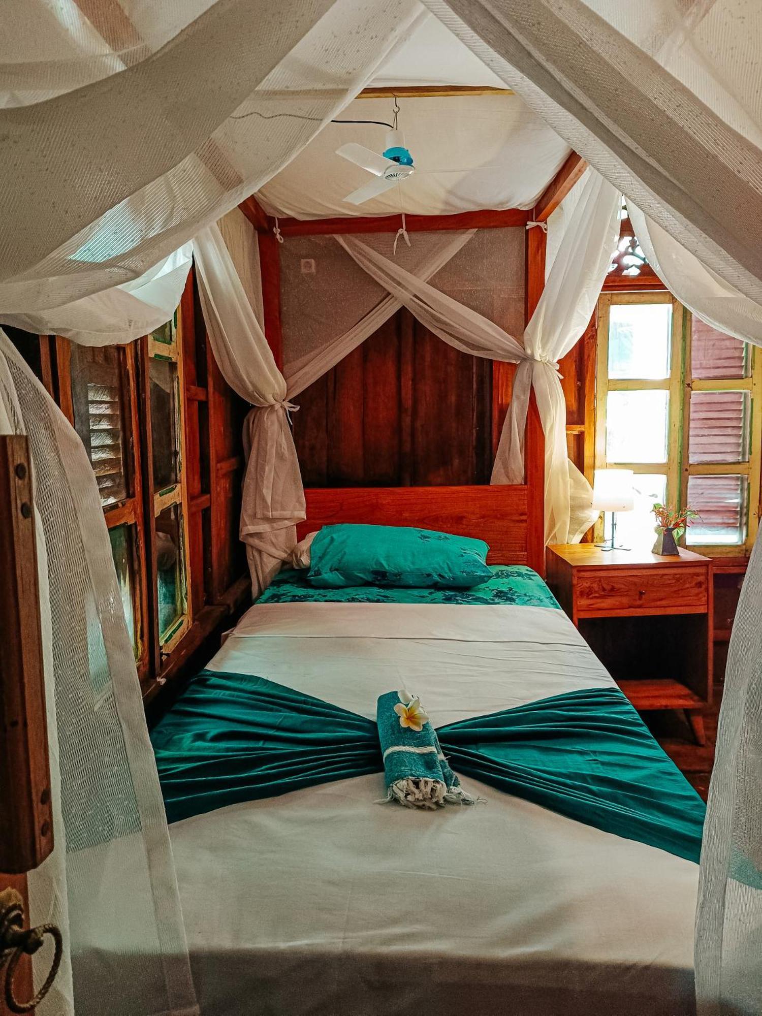 Alaya Ecolodge Pemuteran Exteriér fotografie
